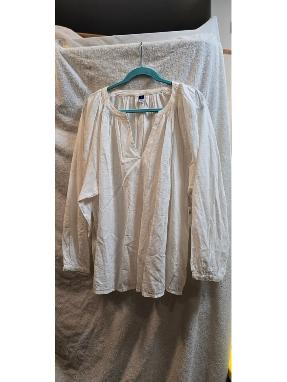 Old Navy White Long Sleeve Peasant Blouse